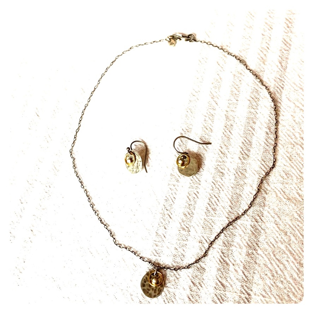 N1671 Retired Silpada Shell Necklace Earring Set